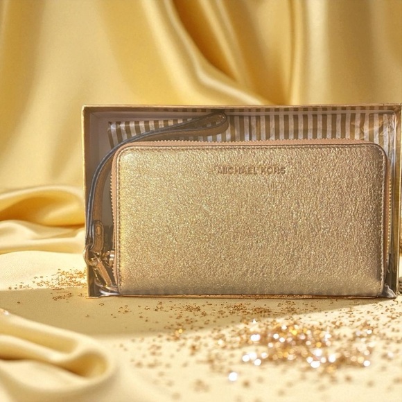 MICHAEL Michael Kors Shimmering Gold Large MF Leather Phone Case/Wristlet - Picture 1 of 9